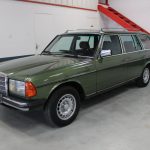 Vehicule Collection Biarritz Cforcar W123 300te 2