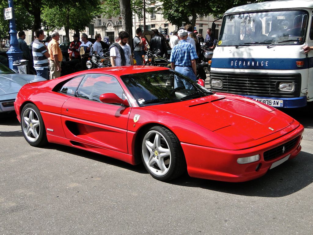Ferrari F355